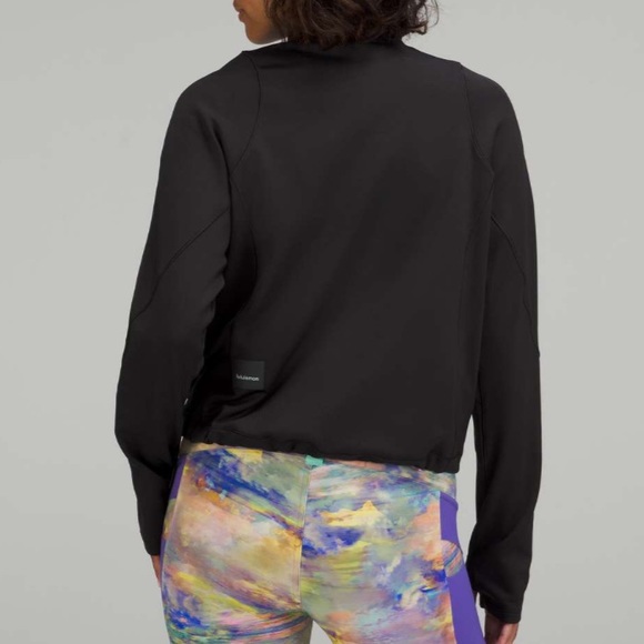 Lululemon — Tech Fleece Hiking 1/4 Zip Pullover - Picture 2 of 9